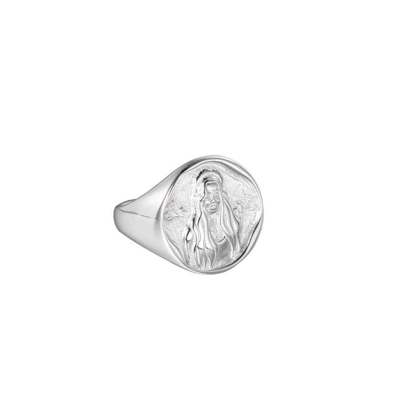 Aphrodite Ring in Silver