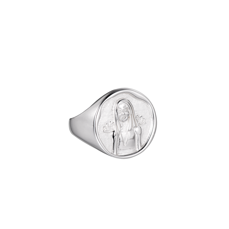 Cleopatra Ring in Silver